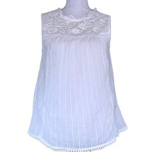 NWT House of Harlow 1960 Dainty Boho Lightweight Sleeveless Off White Top